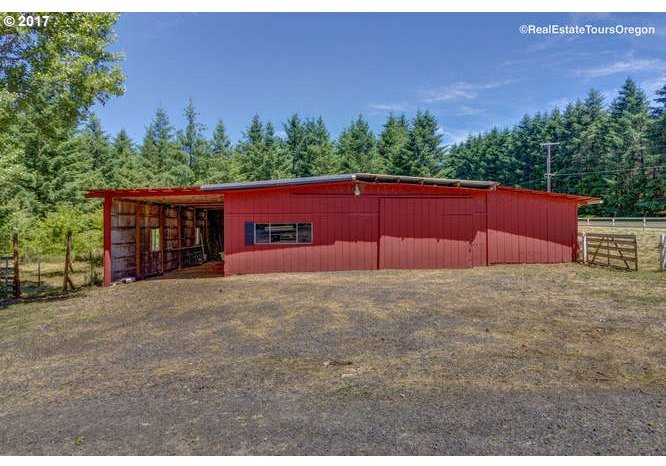 28717 Southwest Vanderschuere Road Hillsboro, OR 97123 - Photo 2 of 32