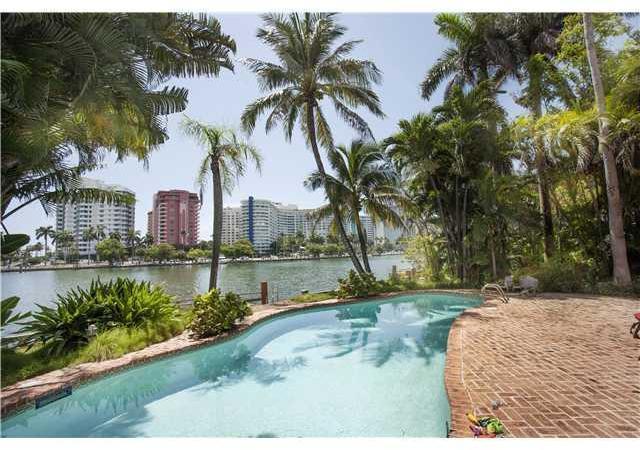 5311 Pine Tree Drive Miami Beach, FL 33140 - Photo 2 of 25