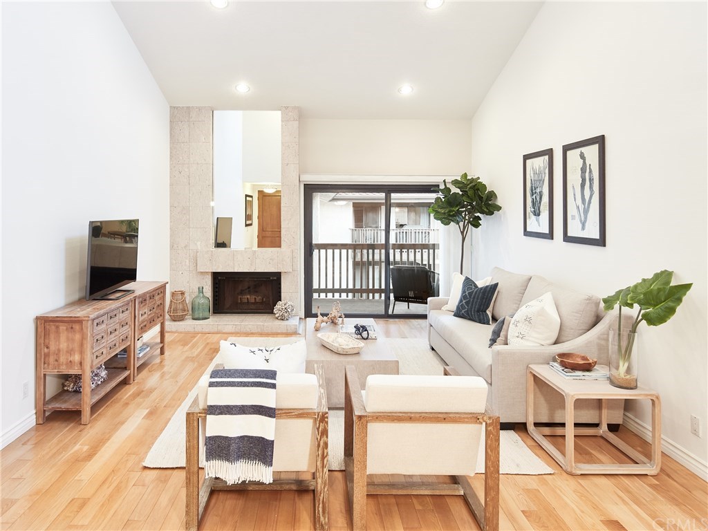 8601 Falmouth Avenue, Unit 421 Playa del Rey, CA 90293 - Photo 3 of 15