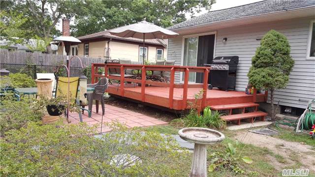1098 Udall Road Bay Shore, NY 11706 - Photo 14 of 18 Gallery Image 14