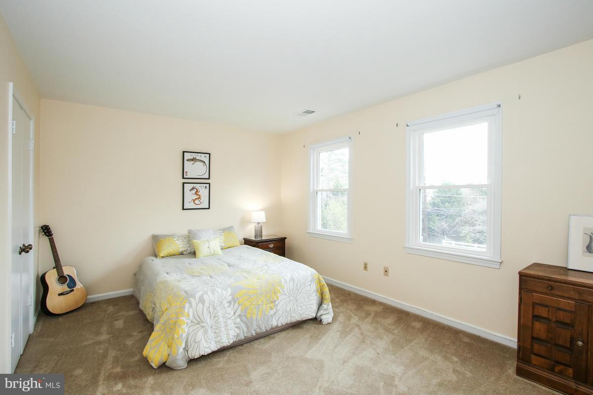 8712 Seven Locks Road Bethesda, MD 20817 - Photo 20 of 29