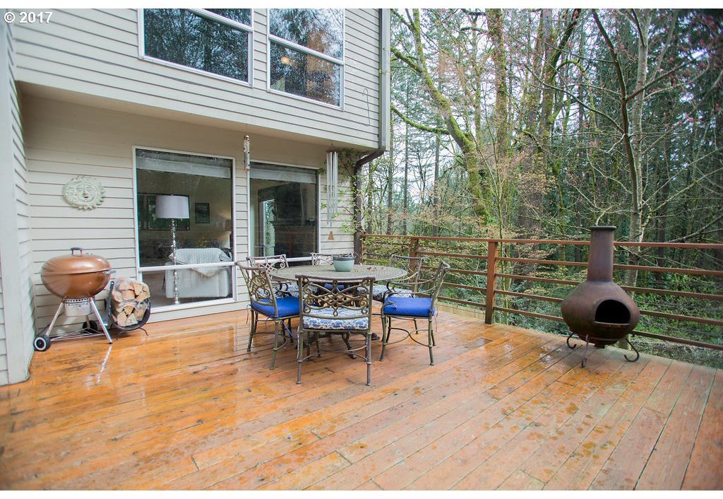 10737 Southwest Inverness Court Portland, OR 97219 - Photo 24 of 32 Gallery Image 24