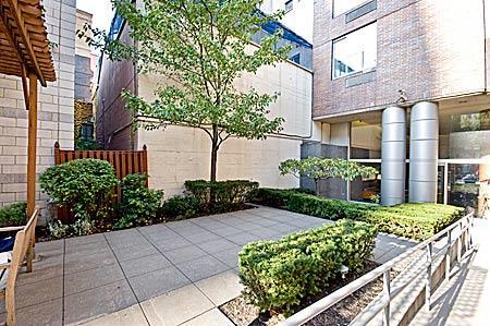 360 East 88th Street, Unit 42A Manhattan, NY 10128 - Photo 23 of 24