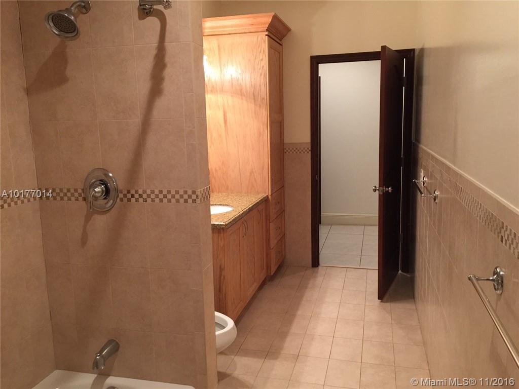 13550 Southwest 82nd Avenue Pinecrest, FL 33156 - Photo 10 of 29