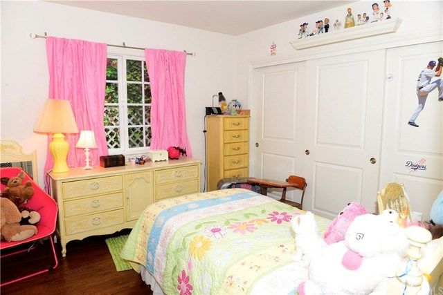 $1,200,000 | 3918 Elm Avenue, Long Beach, CA 90807