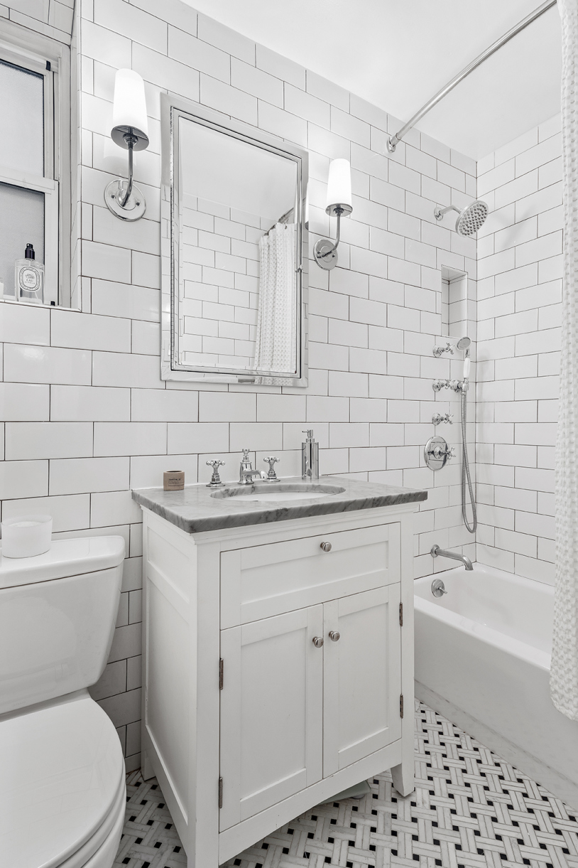 92 Horatio Street, Unit 4L Manhattan, NY 10014 - Photo 6 of 12 Gallery Image 6