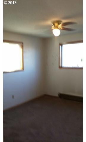 950 Evergreen Road, Unit 225 Woodburn, OR 97071 - Photo 5 of 6 Gallery Image 5