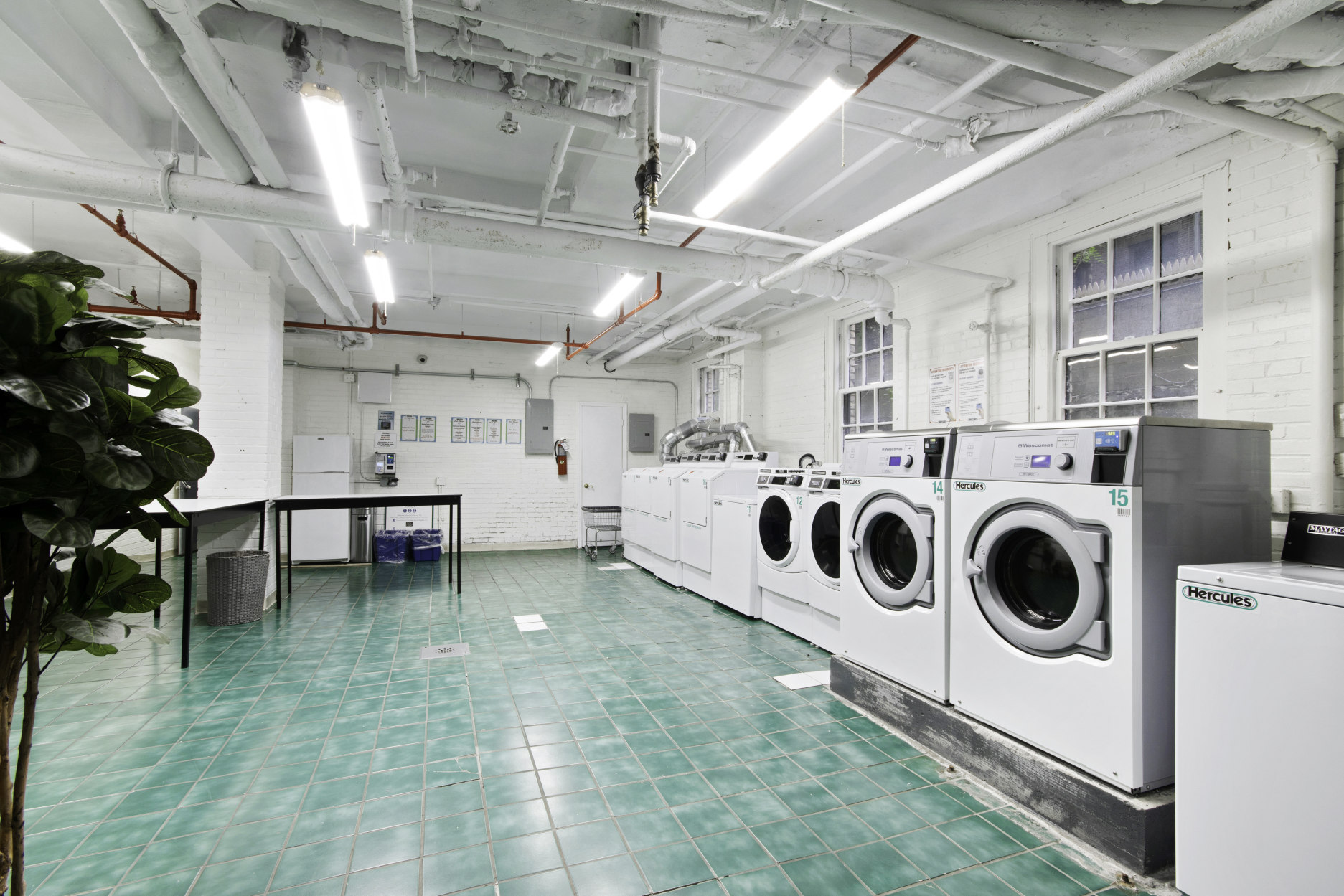 41 West 72nd Street, Unit 17D Manhattan, NY 10023 - Photo 7 of 10