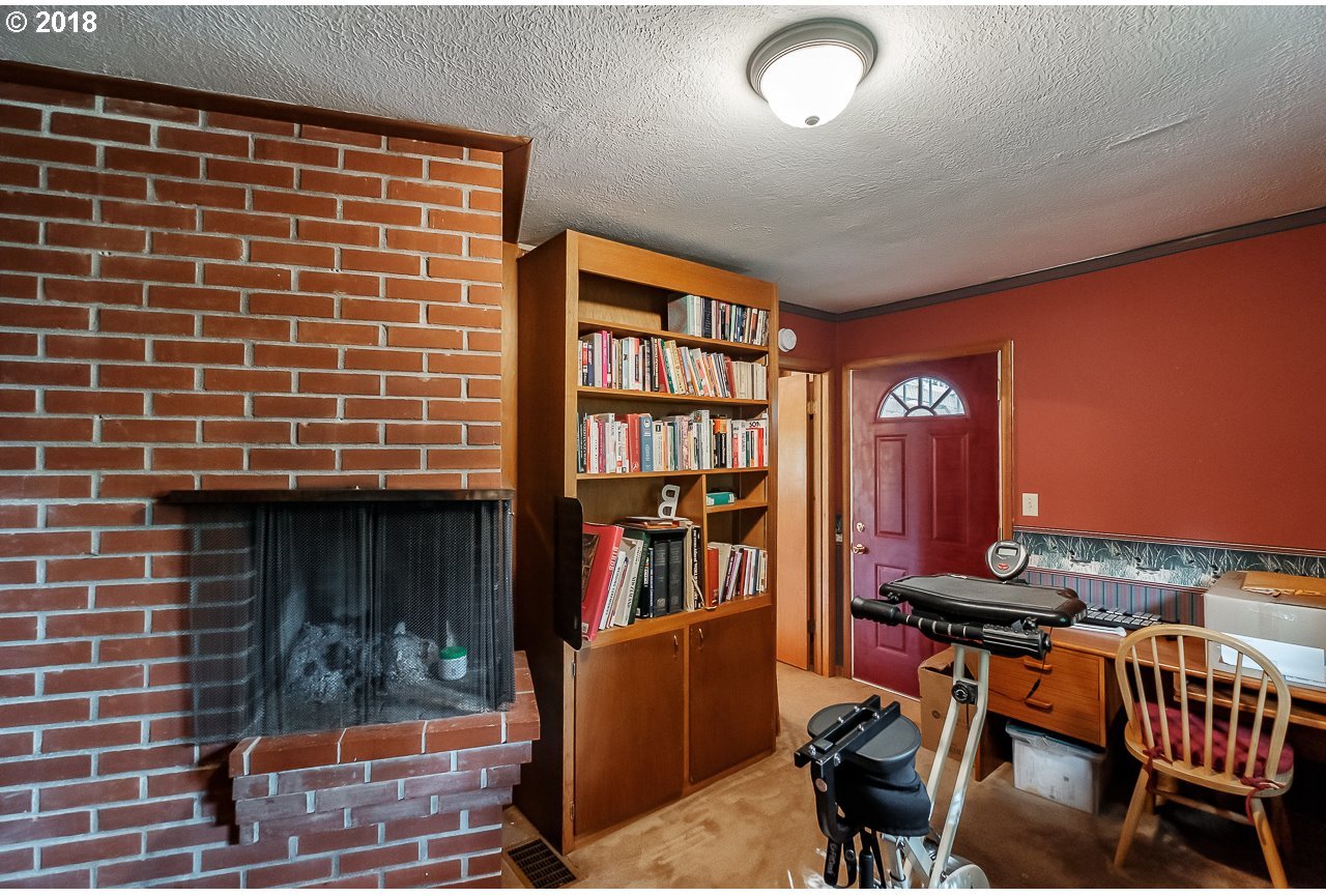 4371 Northwest Springhill Drive Albany, OR 97321 - Photo 13 of 20 Gallery Image 13