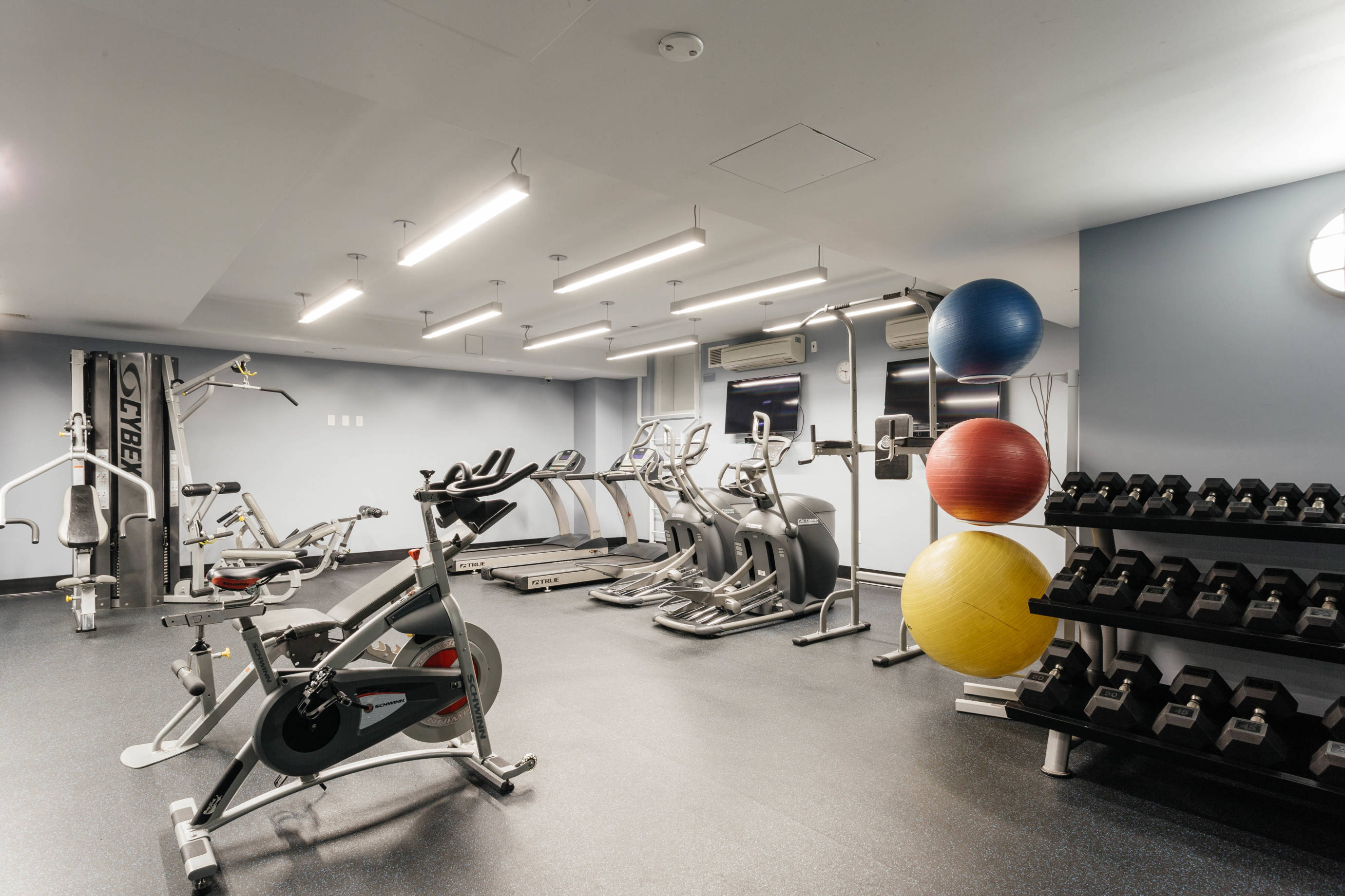 535 West 52nd Street, Unit 6E Manhattan, NY 10019 - Photo 6 of 10