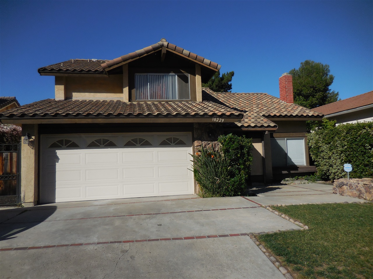 10229 Moorpark Street Spring Valley, CA 91978 - Photo 2 of 10