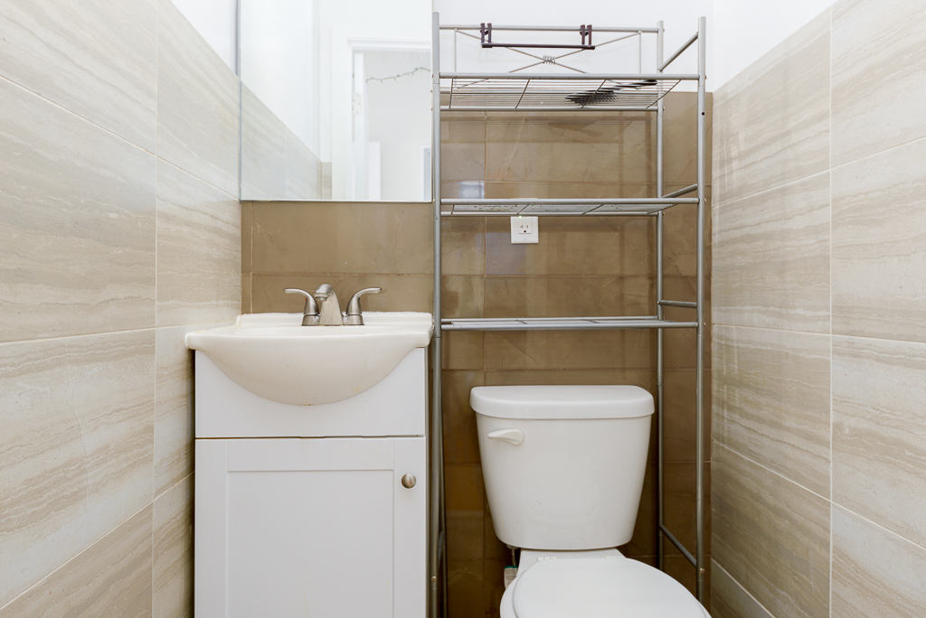 958 Madison Street Brooklyn, NY 11221 - Photo 8 of 9