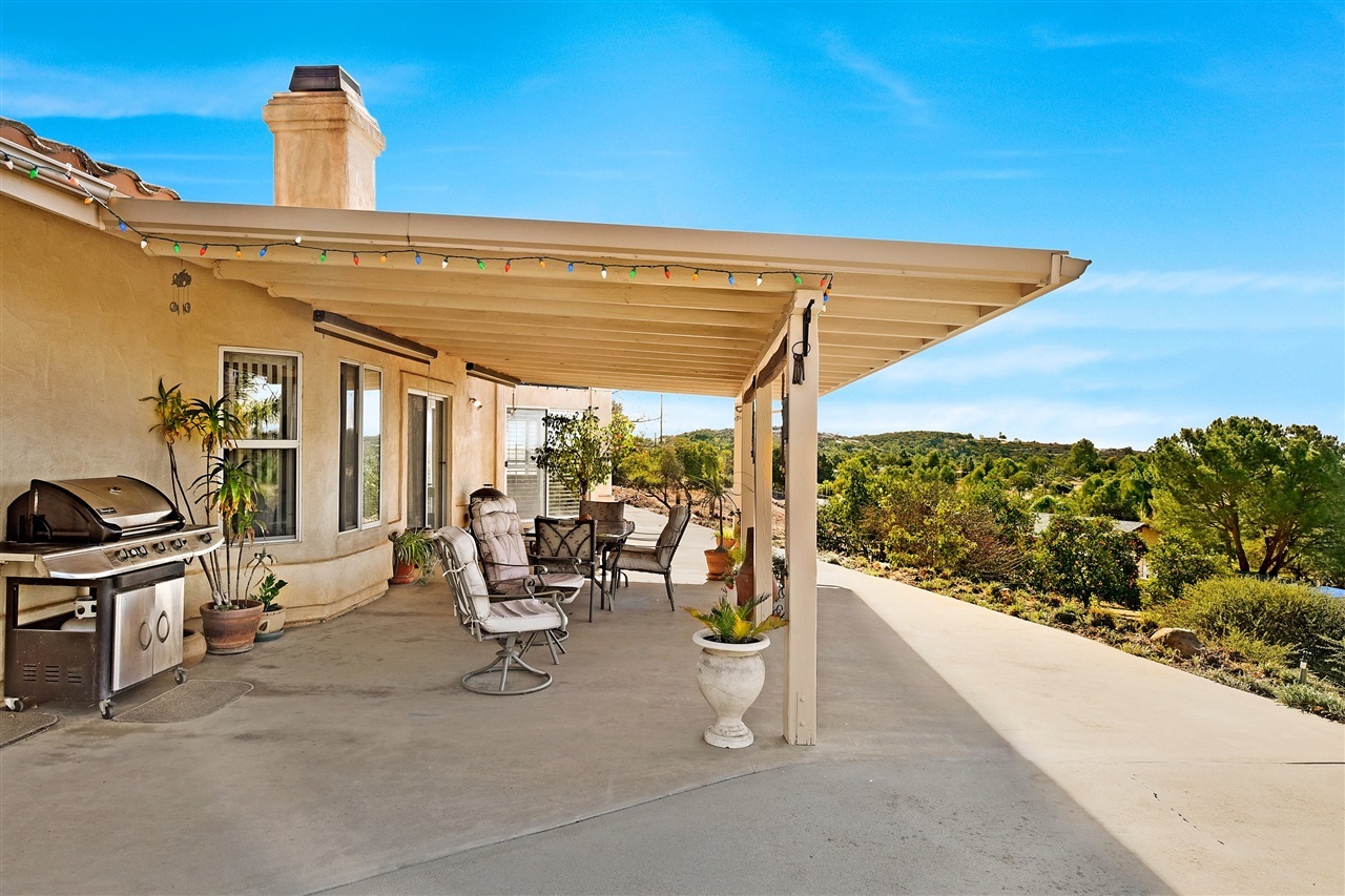 19301 Paradise Mountain Road Valley Center, CA 92082 - Photo 17 of 25 Gallery Image 17