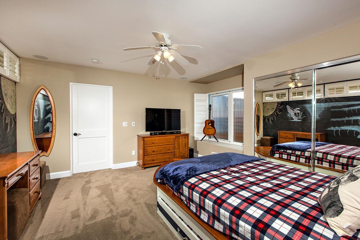 378 Neptune Avenue Encinitas, CA 92024 - Photo 18 of 24