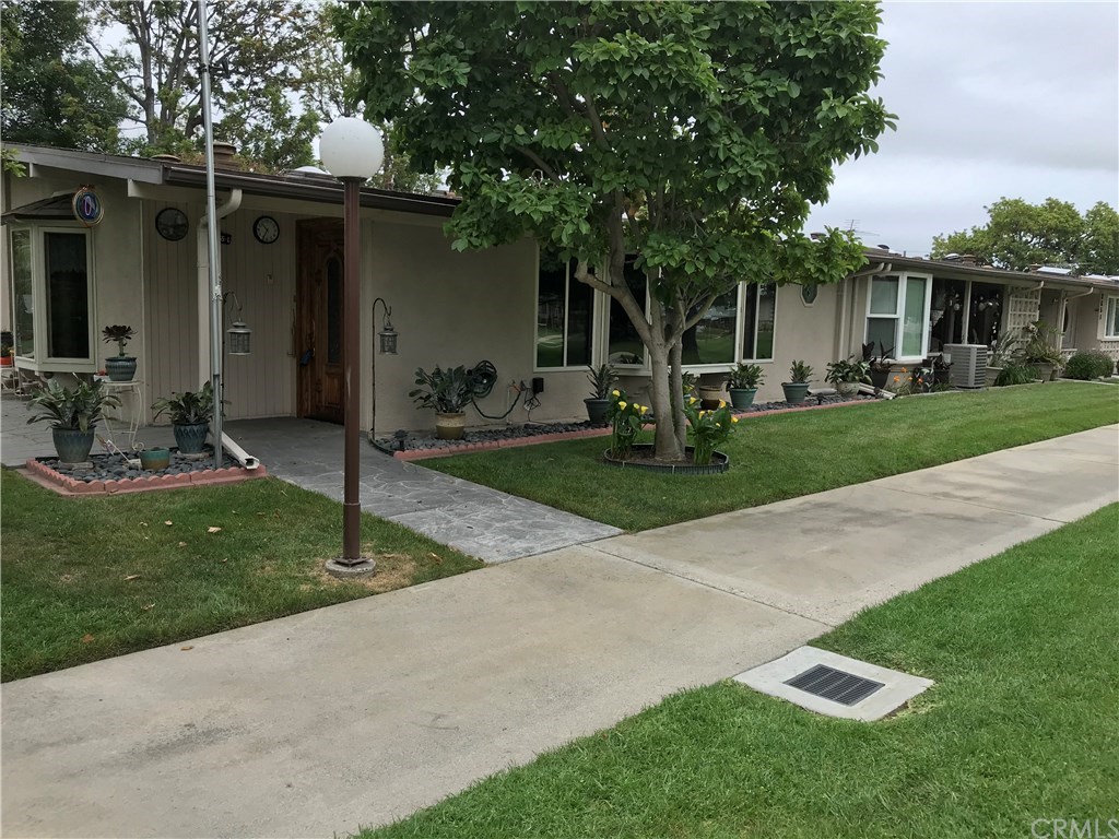 1621 Interlachen Road, Unit 265L Seal Beach, CA 90740 - Photo 3 of 16