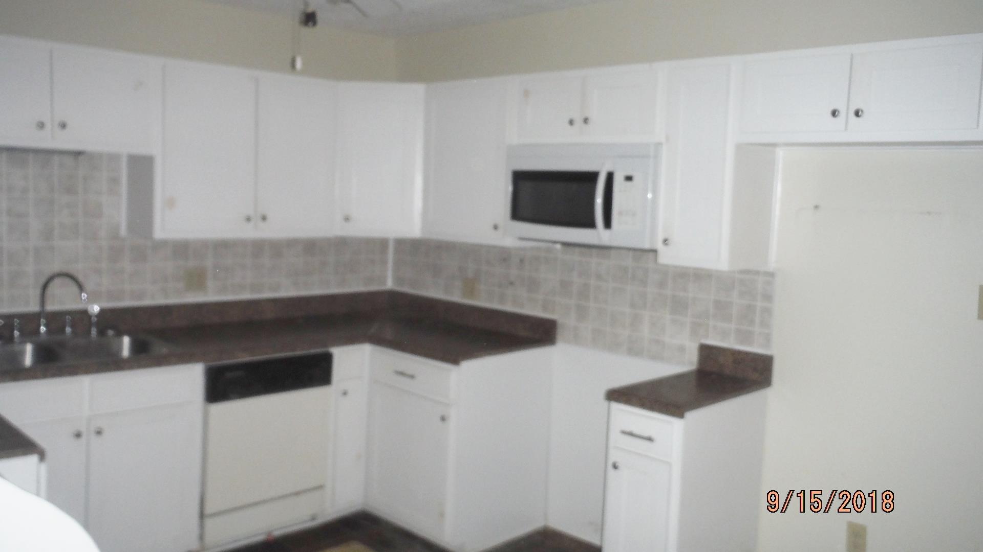 2581 Grays Bend Road Centerville, TN 37033 - Photo 1 of 9 Gallery Image 1