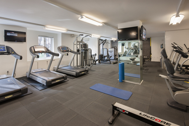 1 Rector Park 333 Rector Pl, Manhattan, NY 10280 - Photo 3 of 4