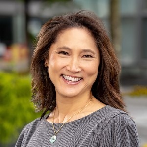 Headshot of Amy Chen Scharpf