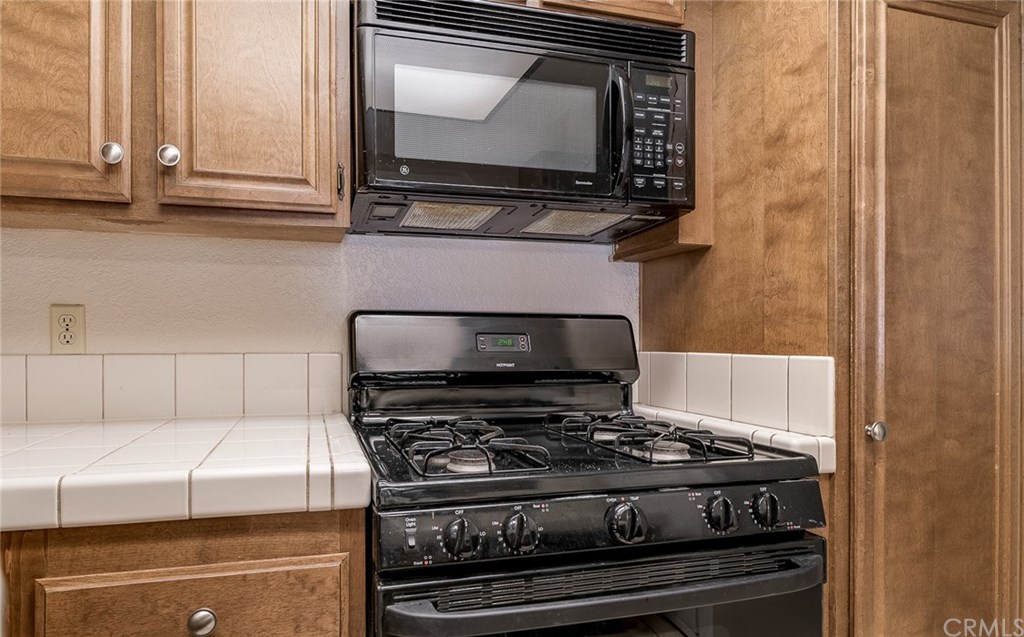 600 Central Avenue, Unit 323 Riverside, CA 92507 - Photo 11 of 30