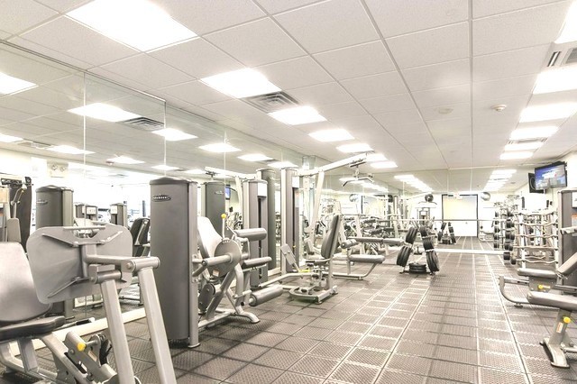 3930 N Pine Grove Ave, Chicago, IL 60613 - Photo 9 of 20