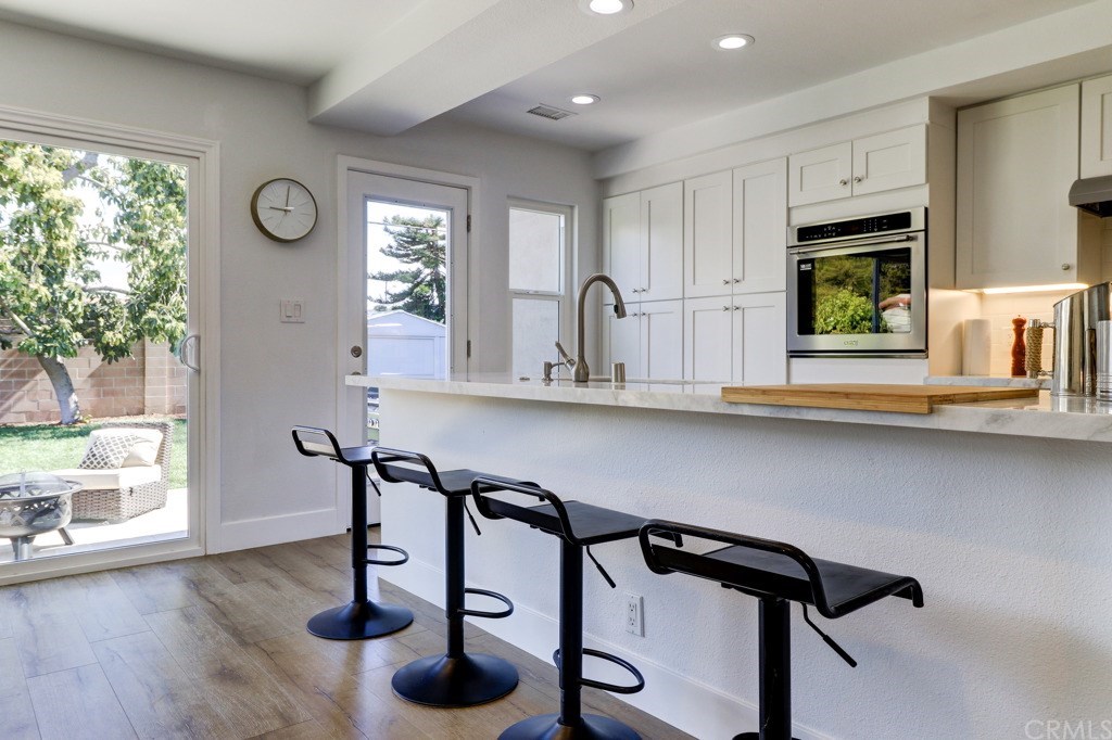 2444 Fordham Drive Costa Mesa, CA 92626 - Photo 4 of 50