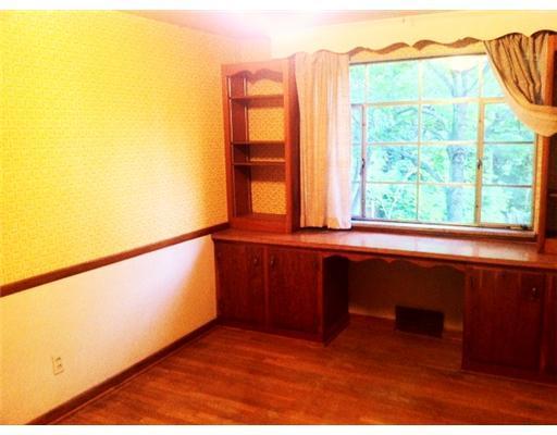 1060 Conway Wallrose Road Economy, PA 15042 - Photo 7 of 9 Gallery Image 7
