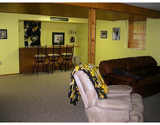 121 Maple Grove Butler, PA 16001 - Photo 10 of 13
