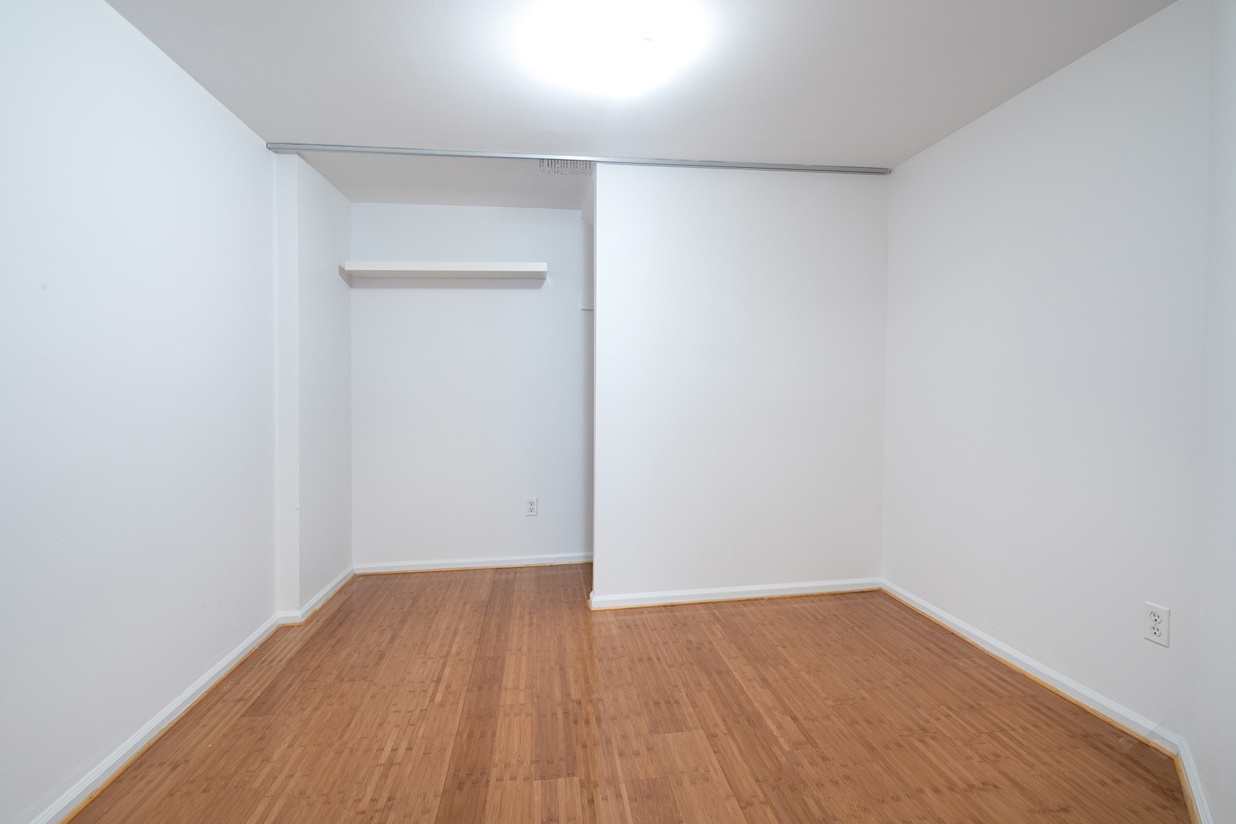 74 Leonard Street, Unit 4B Manhattan, NY 10013 - Photo 3 of 4