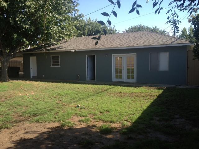1716 Locust Ravine Bakersfield, CA 93306 - Photo 16 of 20 Gallery Image 16