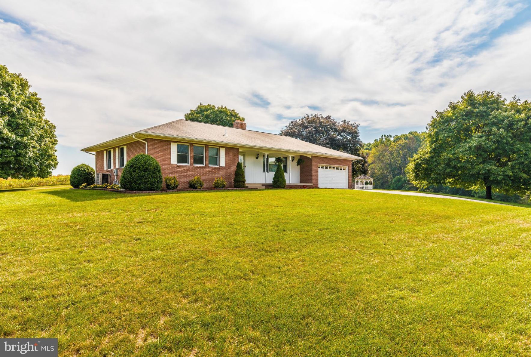 2837 Thurston Road Frederick, MD 21704 - Photo 2 of 30 Gallery Image 2