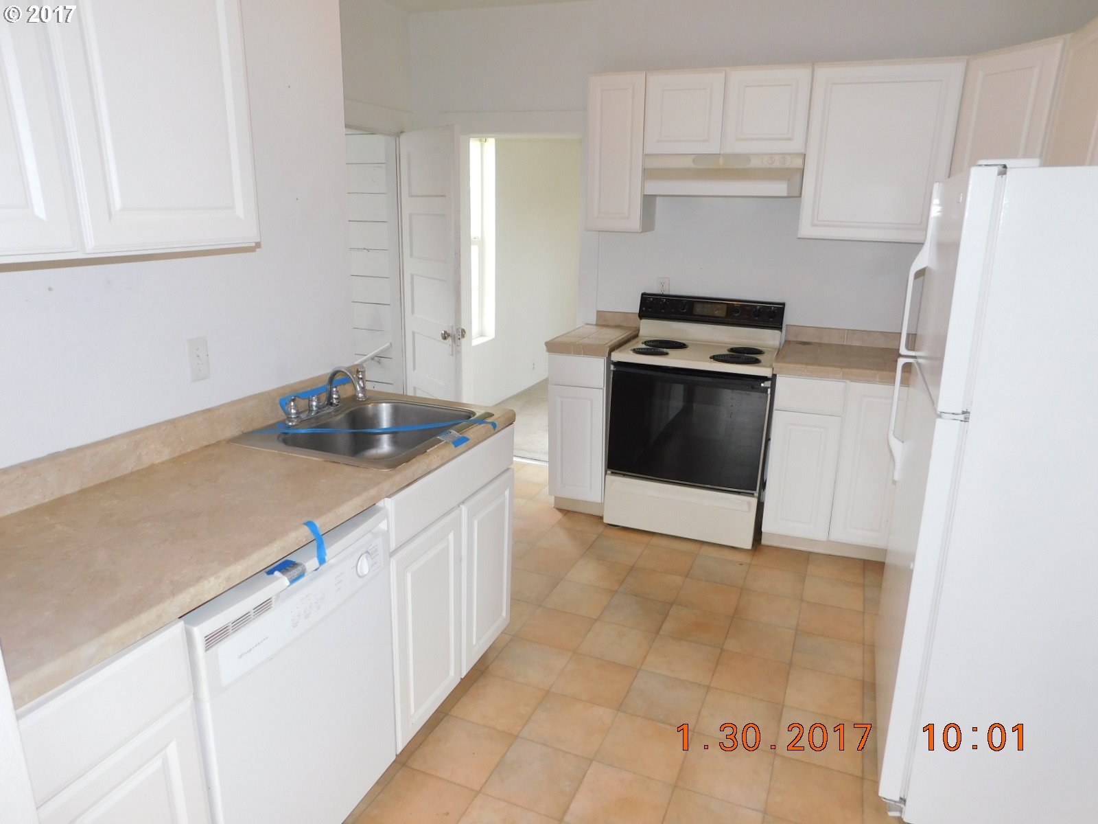 8 Southwest Goodwin Avenue Pendleton, OR 97801 - Photo 12 of 19
