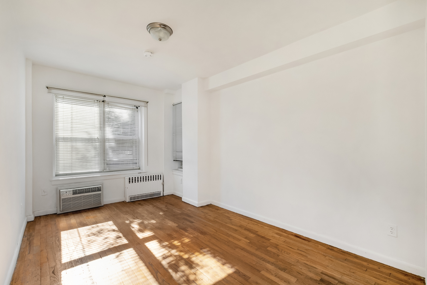 131 West 85th Street, Unit 2C Manhattan, NY 10024 - Photo 2 of 6