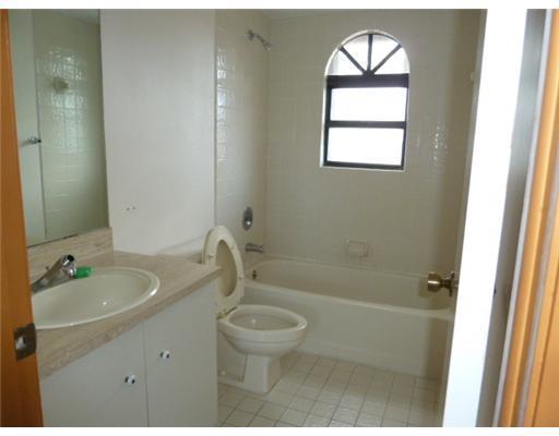 10161 Southwest 137th Court, Unit 10161 Miami, FL 33186 - Photo 6 of 9