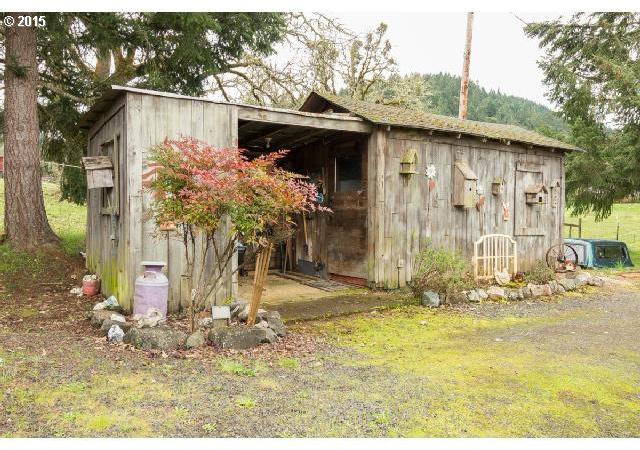 550 Crater Road Camas Valley, OR 97416 - Photo 13 of 16