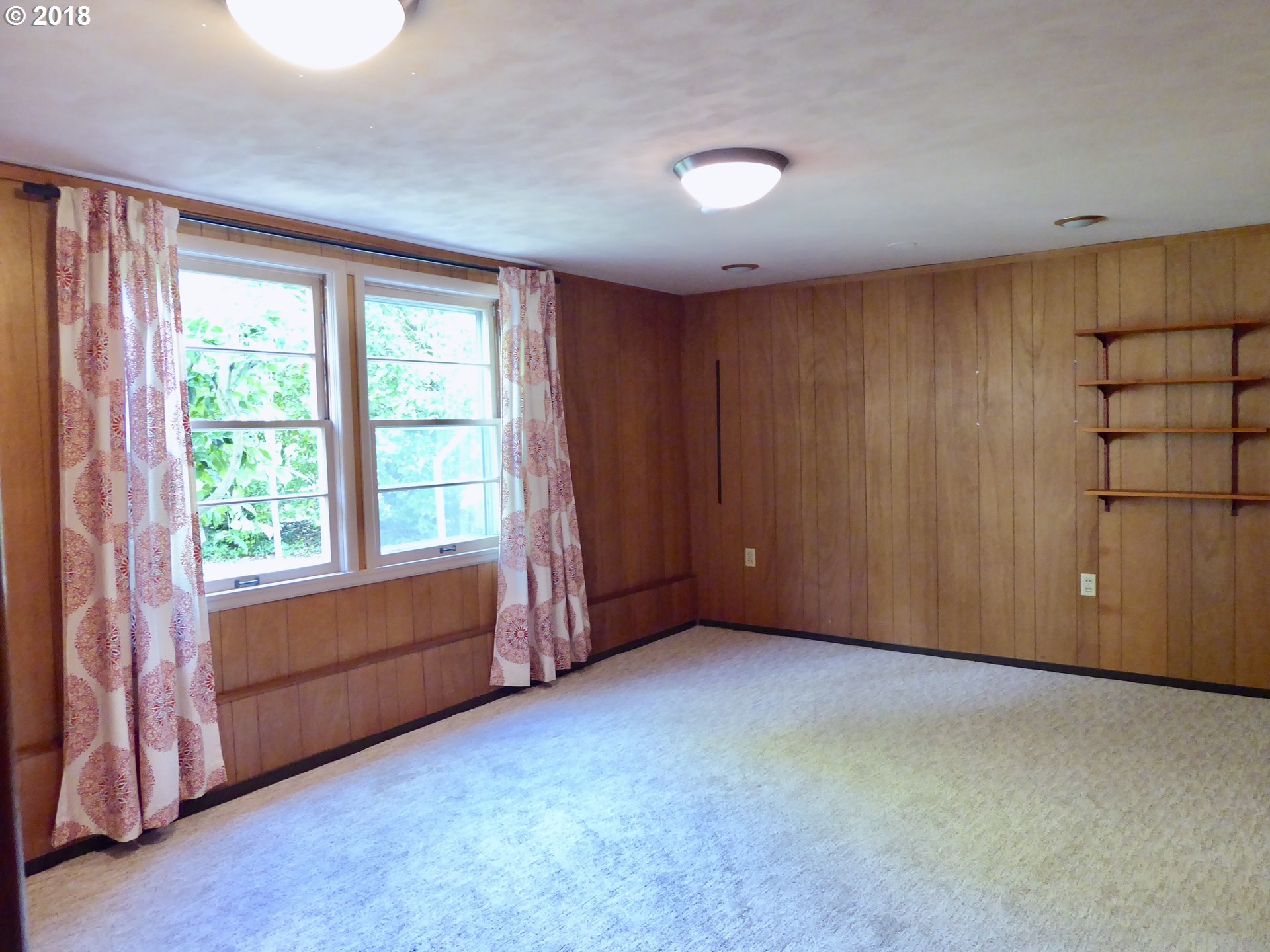 1935 Southwest Custer Street Portland, OR 97219 - Photo 25 of 32 Gallery Image 25