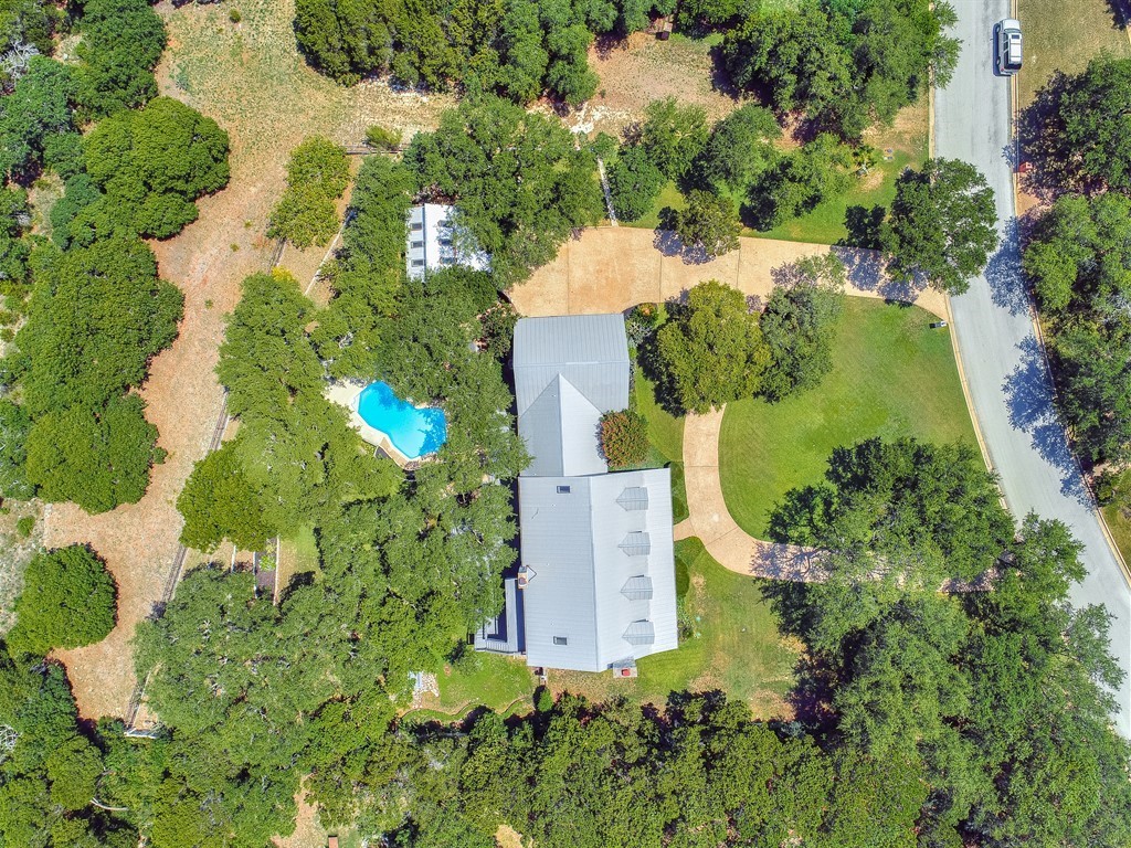 805 Crystal Mountain Drive Austin, TX 78733 - Photo 37 of 38