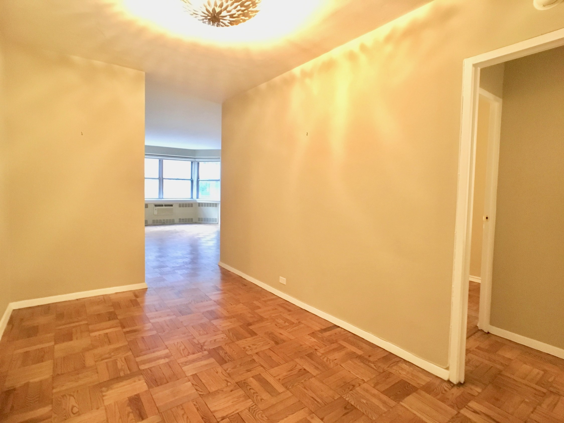 155 East 76th Street, Unit 2C Manhattan, NY 10021 - Photo 2 of 10