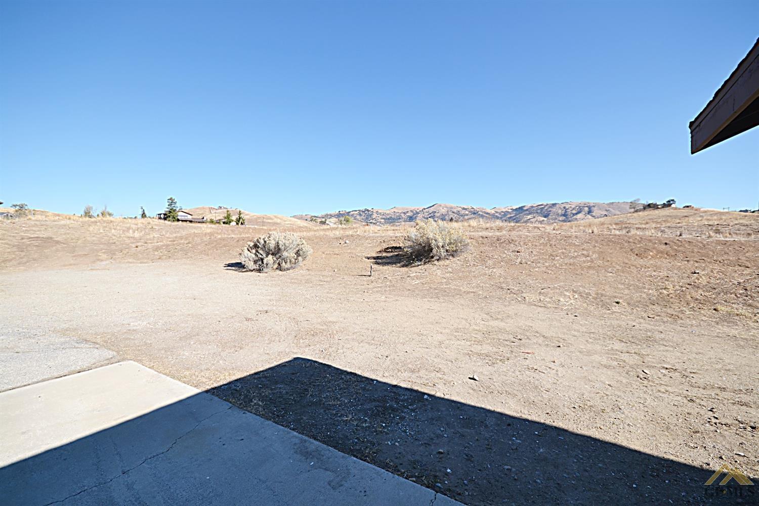 23653 Woodford-Tehachapi Road Tehachapi, CA 93561 - Photo 30 of 36 Gallery Image 30