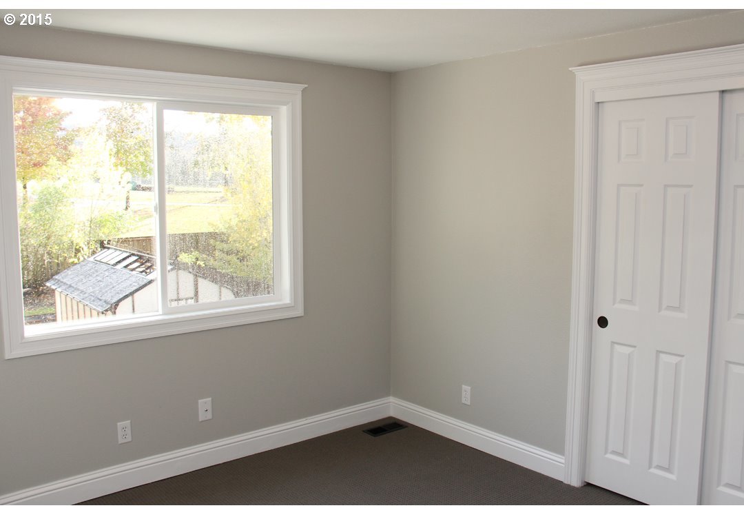 19250 Southwest Murphy Street Aloha, OR 97078 - Photo 11 of 15 Gallery Image 11