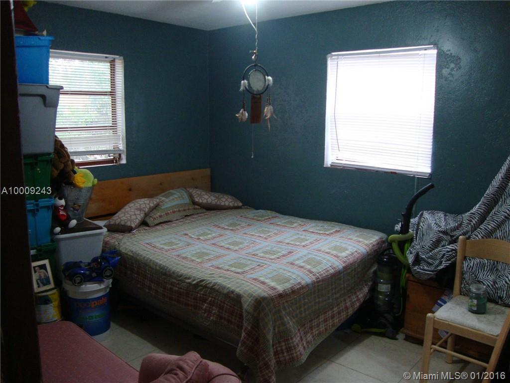 5607 Simms Street Hollywood, FL 33021 - Photo 13 of 18 Gallery Image 13