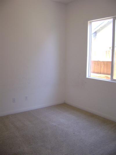 3119 Crescent Ridge Street Bakersfield, CA 93313 - Photo 11 of 17 Gallery Image 11