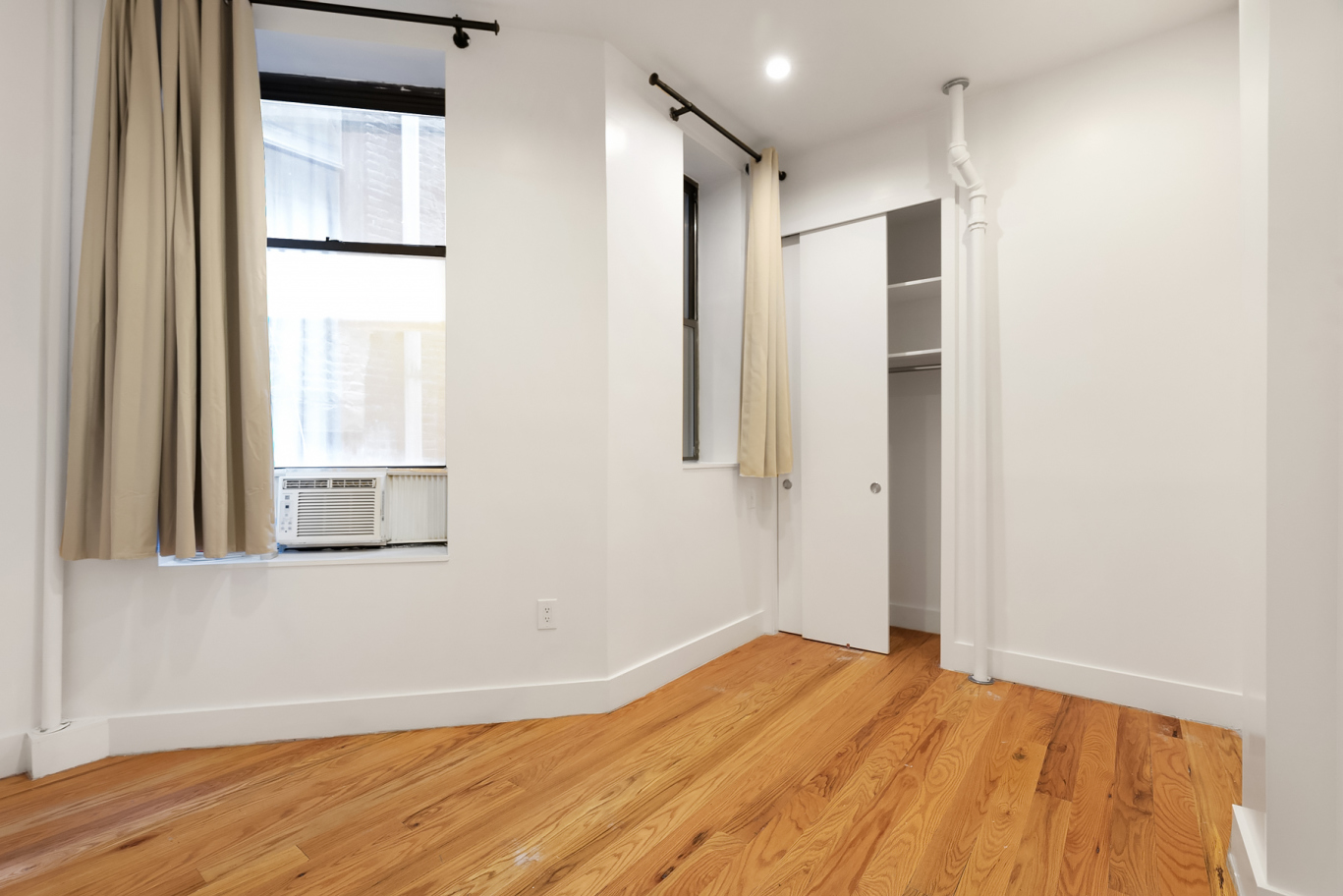 143 West 4th Street, Unit 1FW Manhattan, NY 10012 - Photo 2 of 5