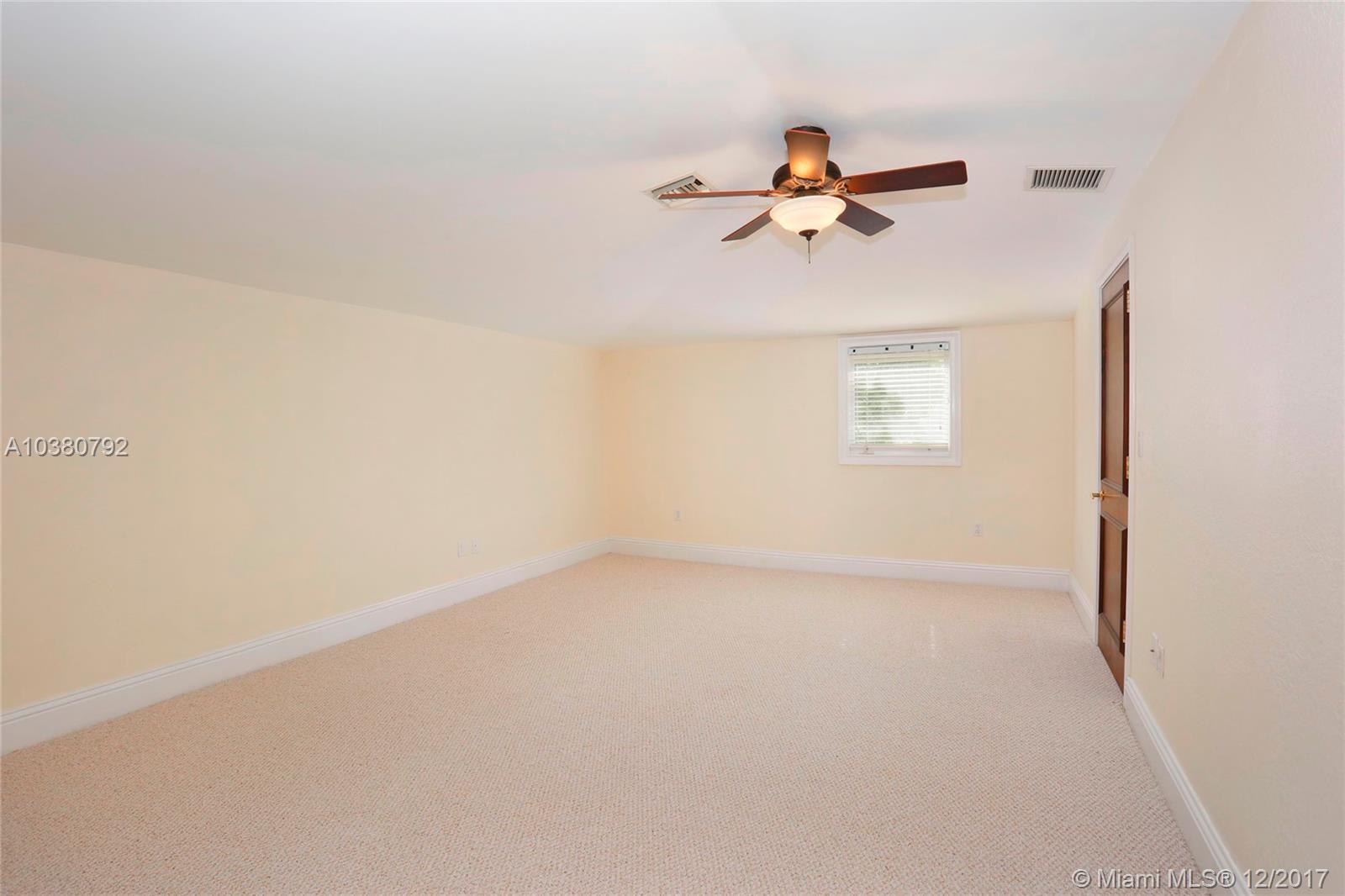 14 Turtle Walk Key Biscayne, FL 33149 - Photo 24 of 27
