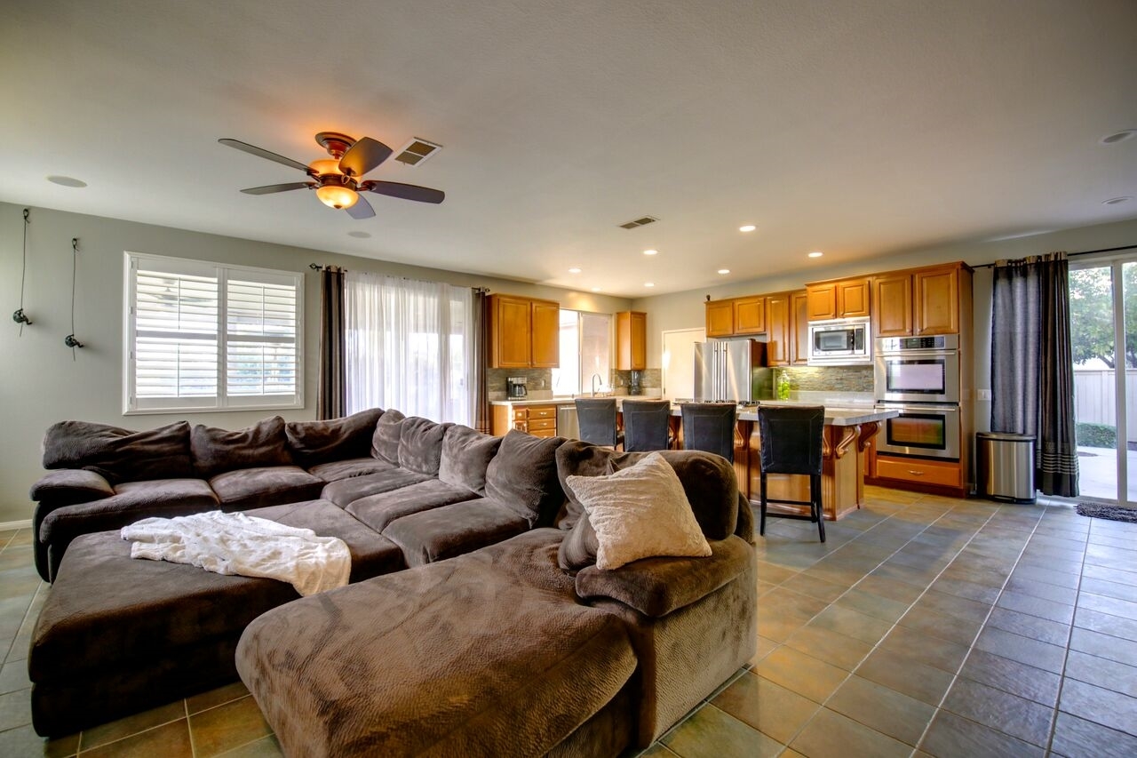 1983 Padding River Road Chula Vista, CA 91913 - Photo 9 of 25