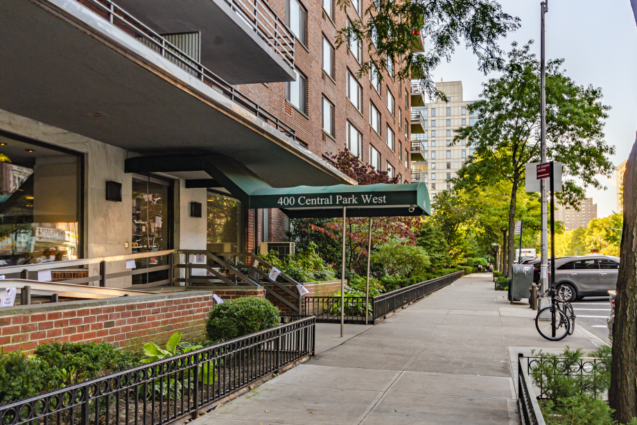 CPW Towers 400 Central Park West, Manhattan, NY 10025 - Photo 2 of 3