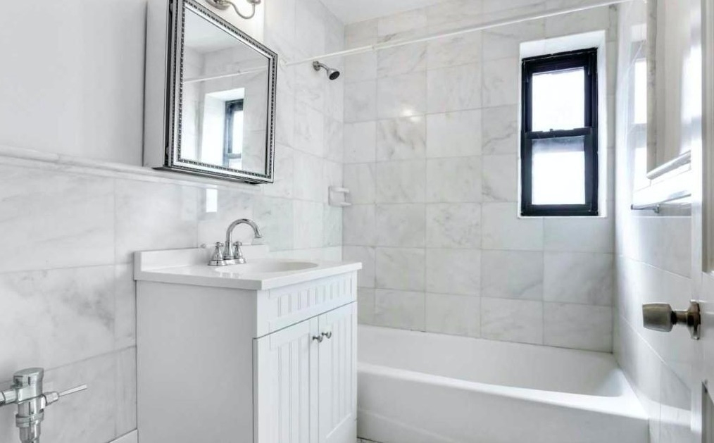 163 West 17th Street, Unit 6J Manhattan, NY 10011 - Photo 5 of 7