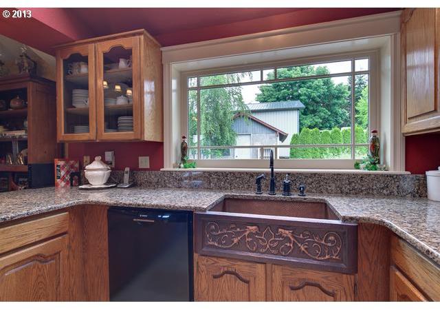 5708 Southeast Welch Road Gresham, OR 97080 - Photo 12 of 16 Gallery Image 12