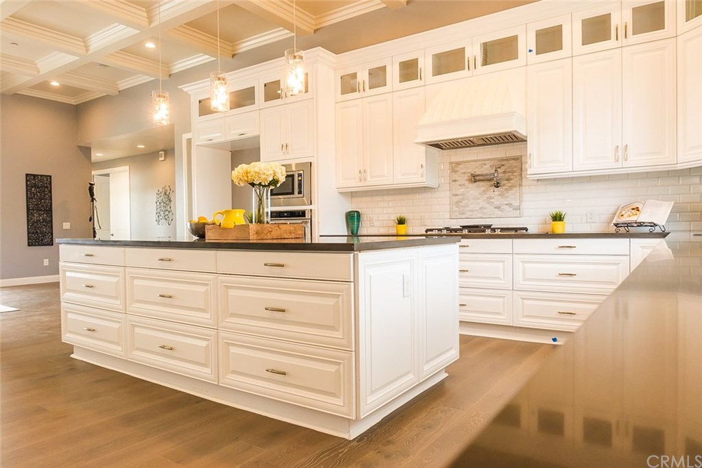 13757 Del Poniente Road Poway, CA 92064 - Photo 7 of 75