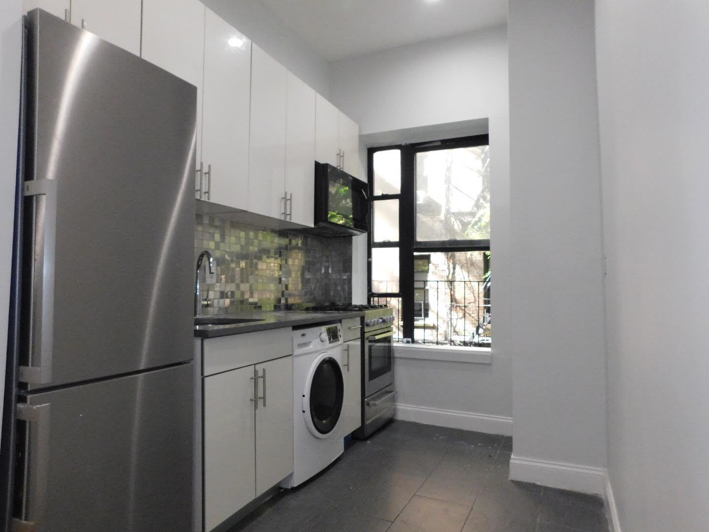 528 West 159th Street, Unit 1 Manhattan, NY 10032 - Photo 2 of 11