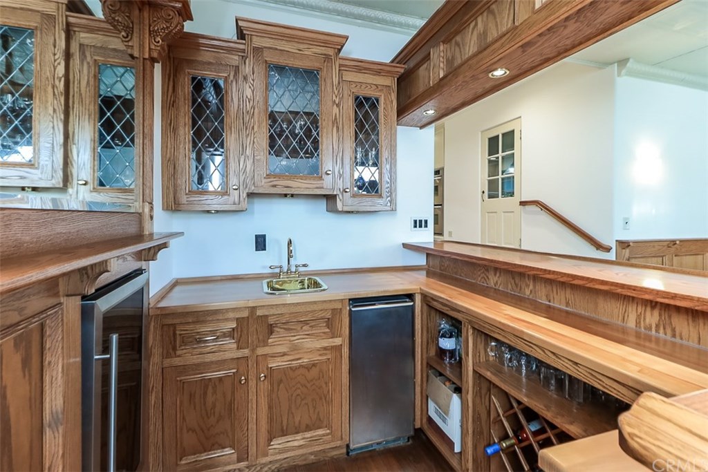 975 Hillcrest Drive Upland, CA 91784 - Photo 24 of 65